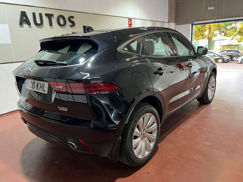 Usado Jaguar E-Pace R-Dynamic 180 CV (132 kW) 2017 Negro SUV