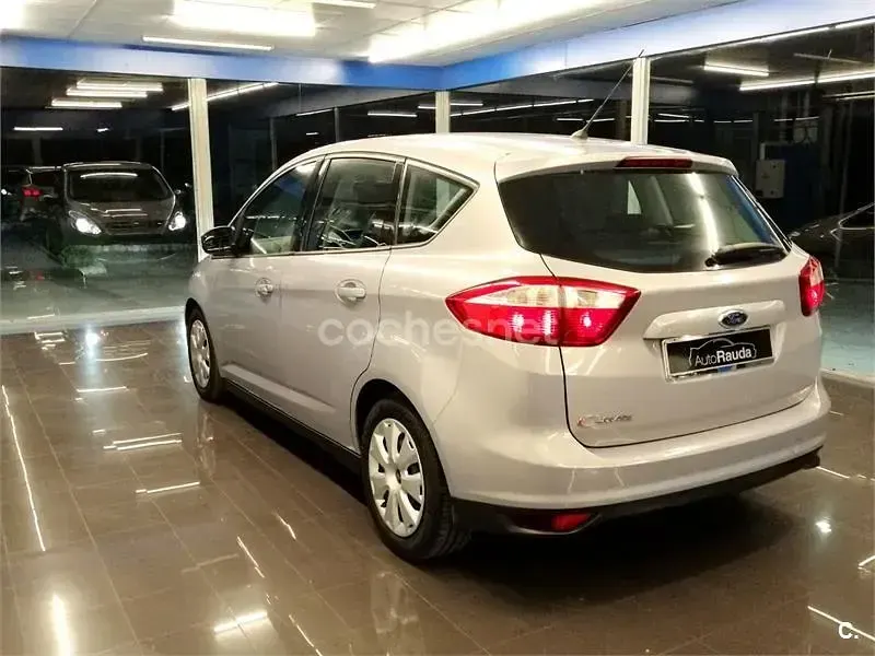 Usado Ford C-MAX Trend 115 CV (84 kW) 2011 Beige Monovolumen