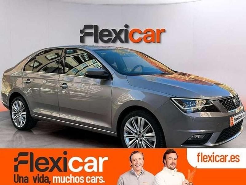 Usado Seat Toledo XCELLENCE 110 CV (80 kW) 2018 Gris Utilitario