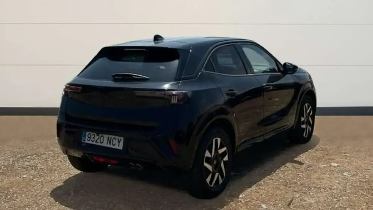 Usado Opel Mokka 136 CV (100 kW) 2025 Negro SUV