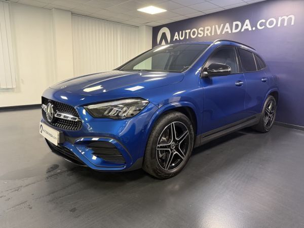 Azul Usado 2024 Mercedes GLA200 SUV | 42.900 € (Precio justo) - Imagen 1/4