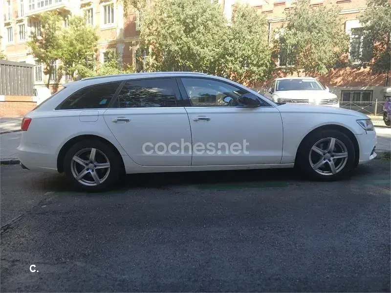 Usado Audi A6 204 CV (150 kW) 2012 Blanco Familiar