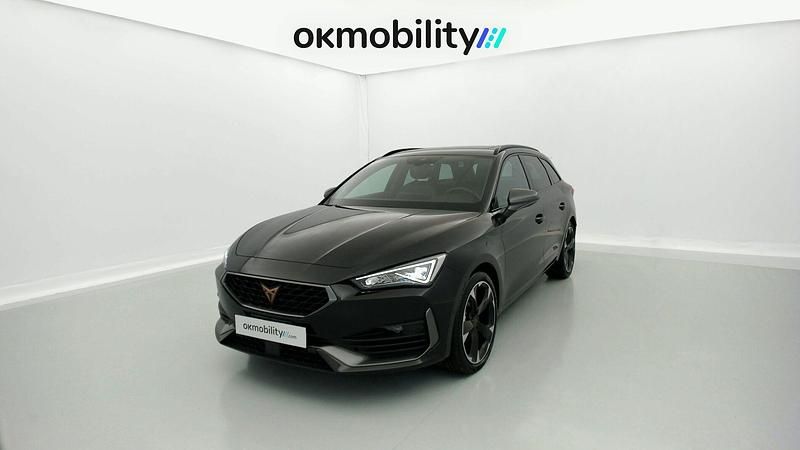 Negro midnight Usado 2024 Cupra Leon | 23.760 € (Super precio) - Imagen 1/4
