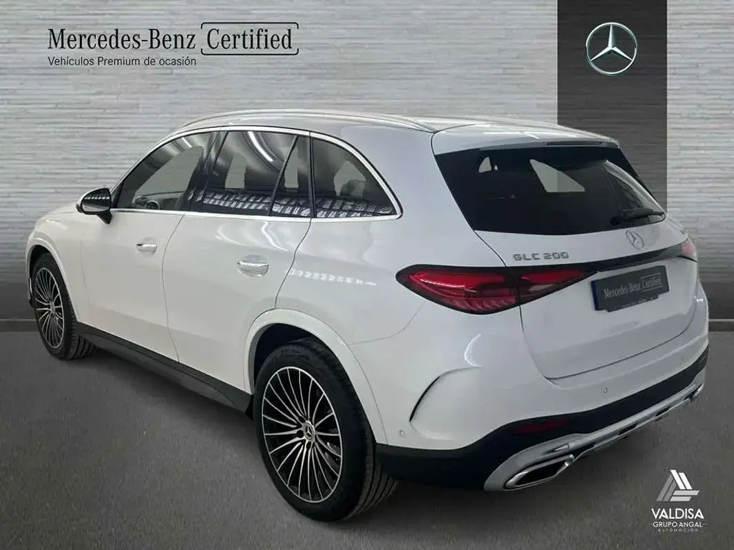 Usado Mercedes GLC250 211 CV (155 kW) 2025 SUV