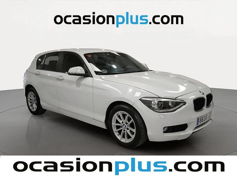 Usado BMW 118 143 CV (105 kW) 2015 Blanco Utilitario