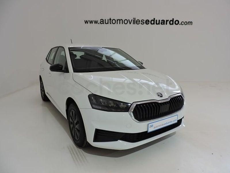 Usado Skoda Fabia Ambition 80 CV (58 kW) 2023 Blanco Utilitario