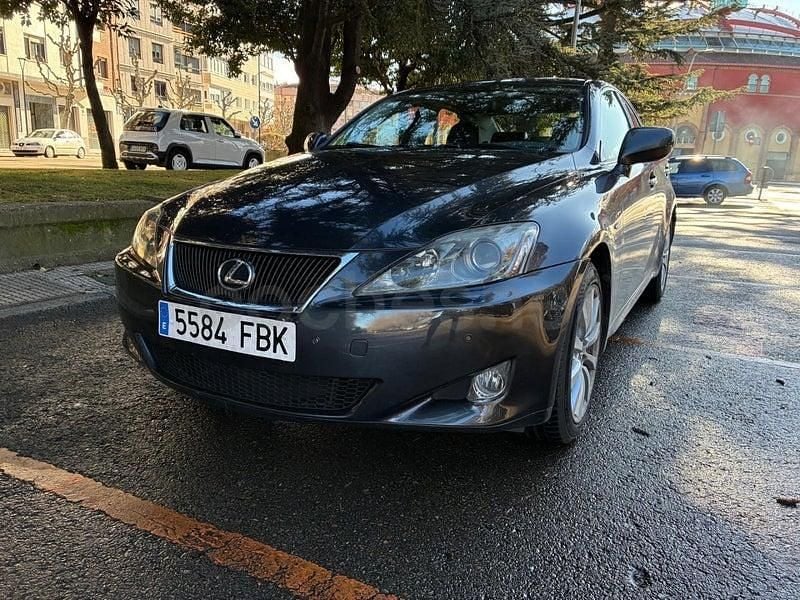 Usado Lexus IS220d Luxury Line 177 CV (130 kW) 2007 Negro Berlina