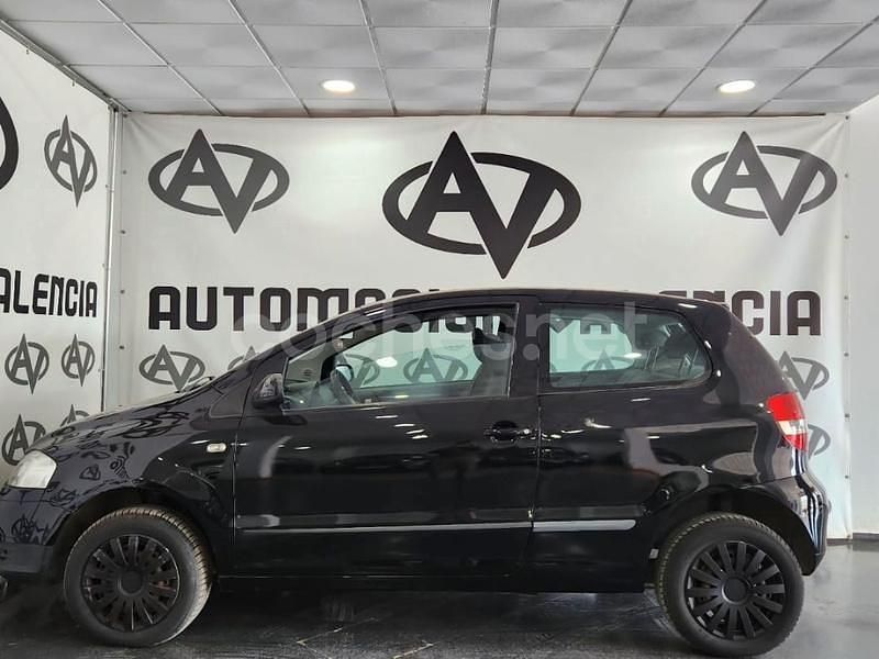 Usado VW Fox 70 CV (51 kW) 2006 Negro Utilitario