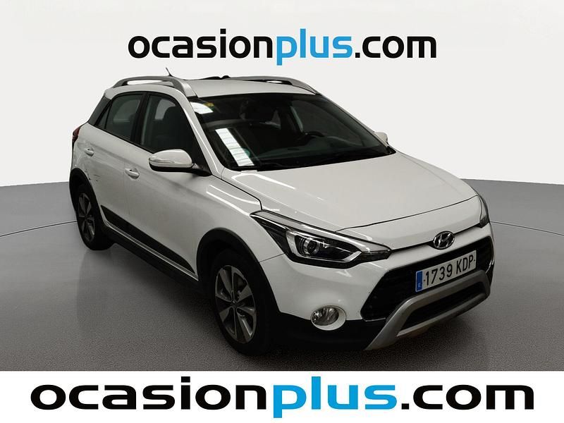 Käytetty Hyundai i20 Active 90 HP (66 kW) 2017 Valkoinen Katumaasturi