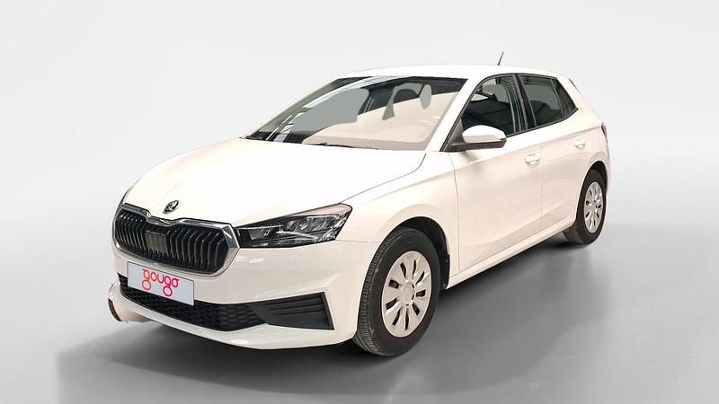 Usado Skoda Fabia Ambition 80 CV (58 kW) 2022 Blanco Utilitario