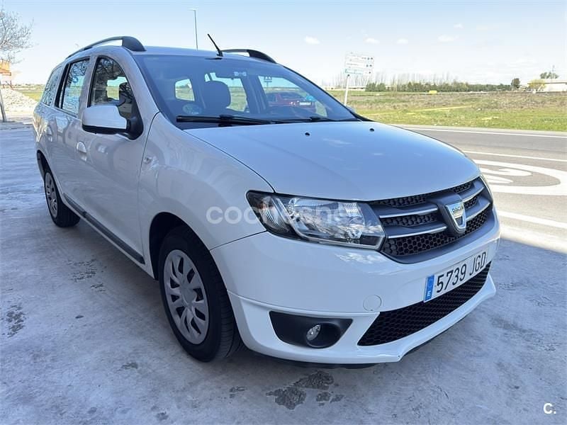 Usado Dacia Logan MCV Lauréate 72 CV (52 kW) 2015 Blanco Familiar
