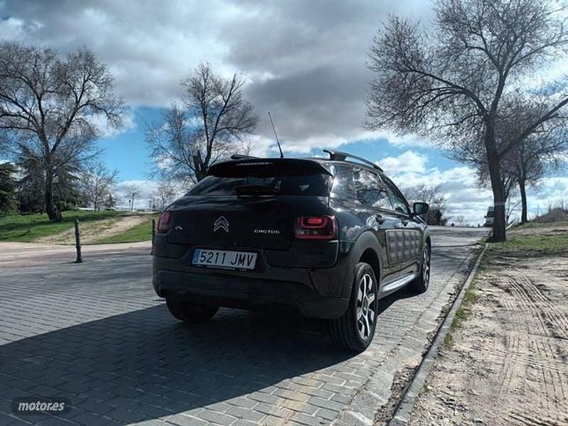 Usado Citroën C4 Feel 82 CV (60 kW) 2016 Negro Berlina