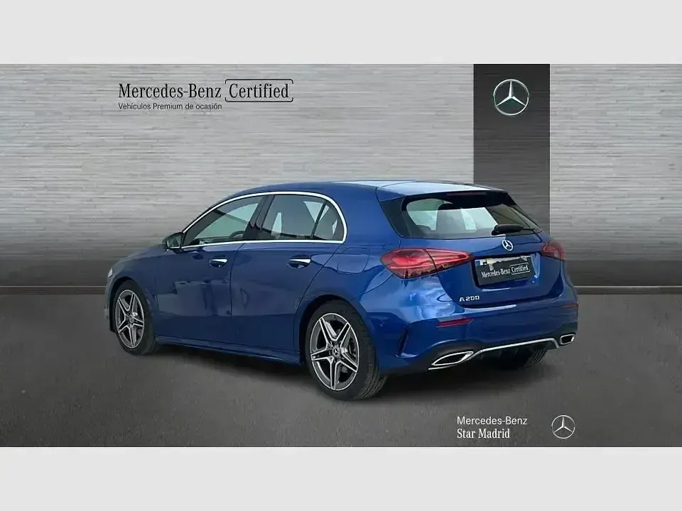Usado Mercedes A200 163 CV (119 kW) 2025 Azul espectral magno (manufaktur) Berlina