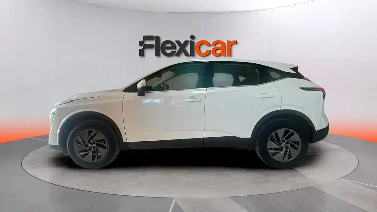 Usado Nissan Qashqai Acenta 140 CV (102 kW) 2021 Blanco SUV
