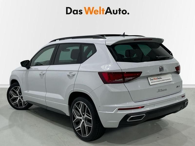 Usado Seat Ateca 4Drive 190 CV (139 kW) 2022 Blanco SUV