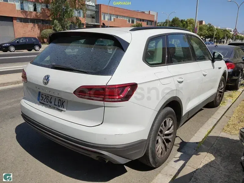 Usado VW Touareg Pure 231 CV (169 kW) 2019 Blanco SUV