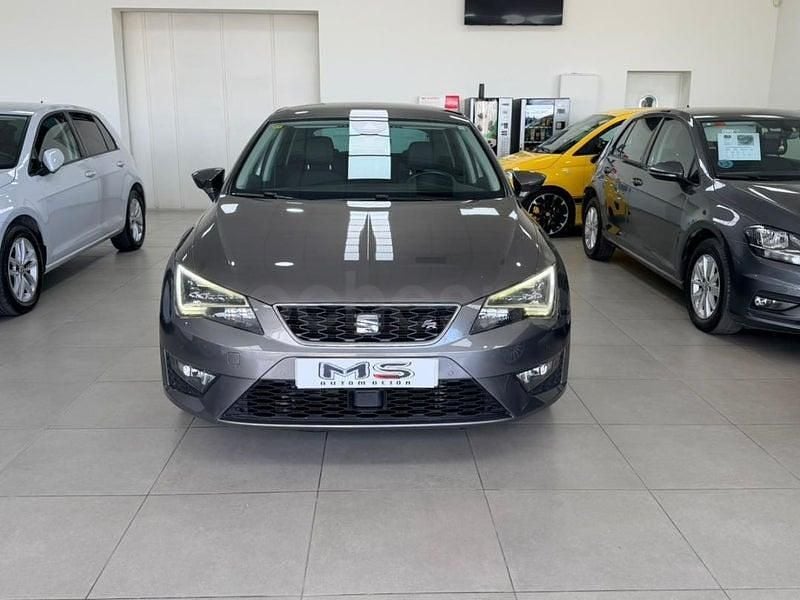 Usado Seat Leon FR 184 CV (135 kW) 2016 Gris / plata Berlina