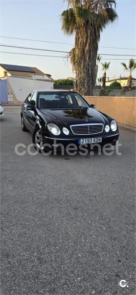 Negro Usado 2006 Mercedes E200 Avantgarde Berlina | 5500 € (Precio justo) - Imagen 1/4
