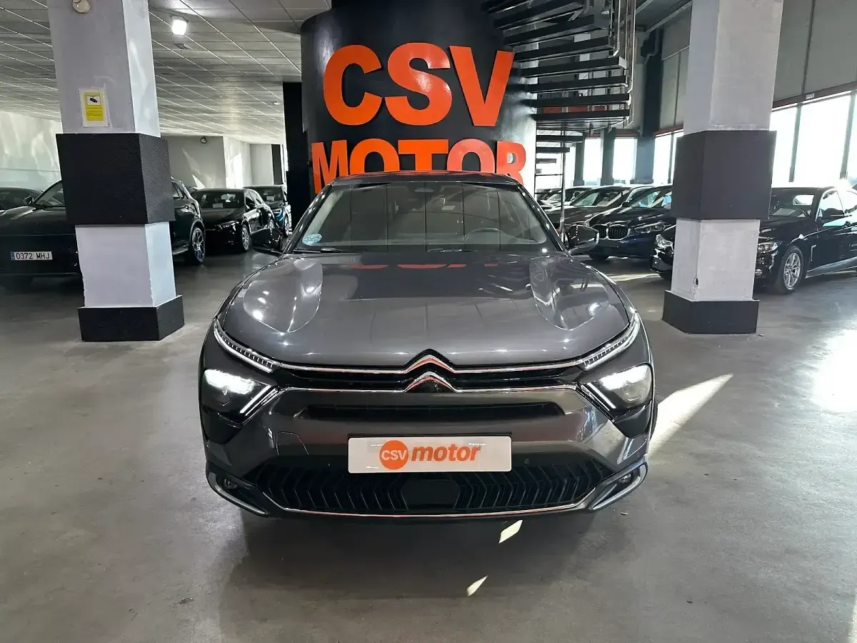 Usado Citroën C5 X PureTech 181 CV (133 kW) 2022 Gris / plata Familiar