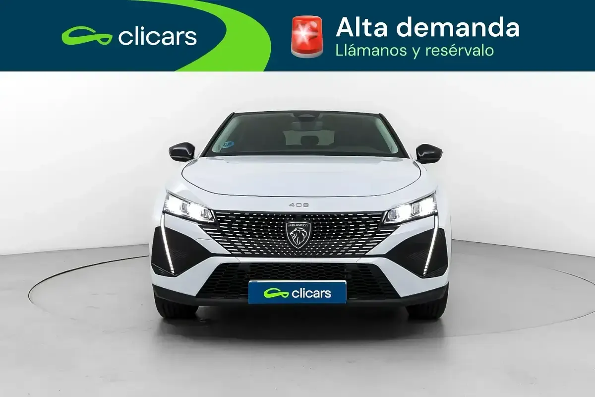 Usado Peugeot 408 Allure 136 CV (100 kW) 2025 Blanco SUV