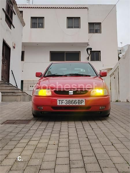Usado Seat Ibiza CUPRA 150 CV (110 kW) 1998 Rojo Utilitario