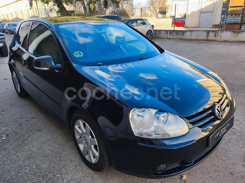 Usado VW Golf IV Sportline 105 CV (77 kW) 2005 Negro Berlina