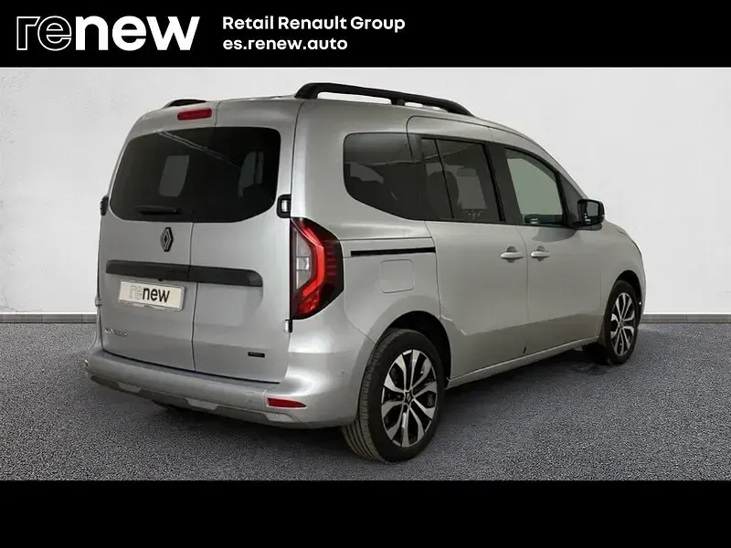 Usado Renault Kangoo Techno 88 kW (120 CV) 2025 Gris Monovolumen