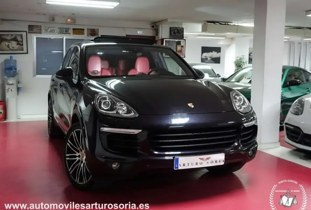 Usado Porsche Cayenne Diesel Platinum Edition 262 CV (192 kW) 2016 Negro SUV