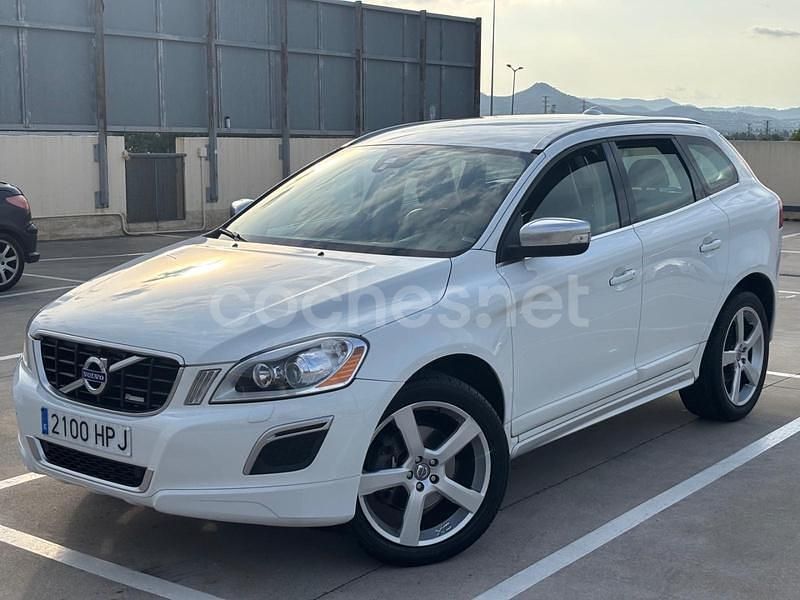 Blanco Usado 2013 Volvo XC60 R-Design Momentum SUV | 18.990 € - Imagen 1/4