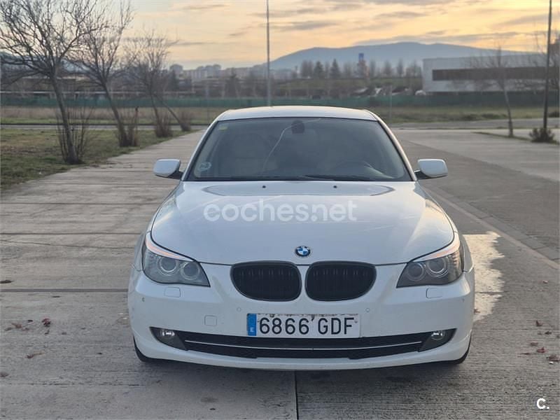 Usado BMW 525 Comfort Edition 177 CV (130 kW) 2008 Blanco Berlina
