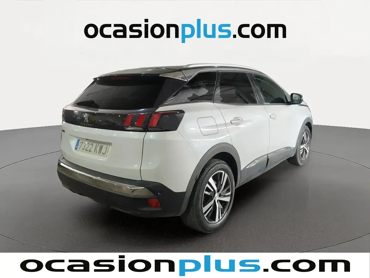 Usado Peugeot 3008 Allure 130 CV (95 kW) 2019 Blanco SUV