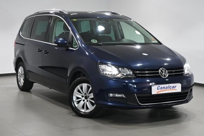 Usado VW Sharan Advance 140 CV (102 kW) 2015 Azul Monovolumen