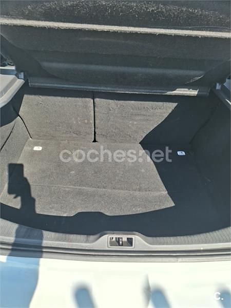 Begagnad Renault Mégane LIMITED 115 HK (84 kW) 2014 Vit Sedan