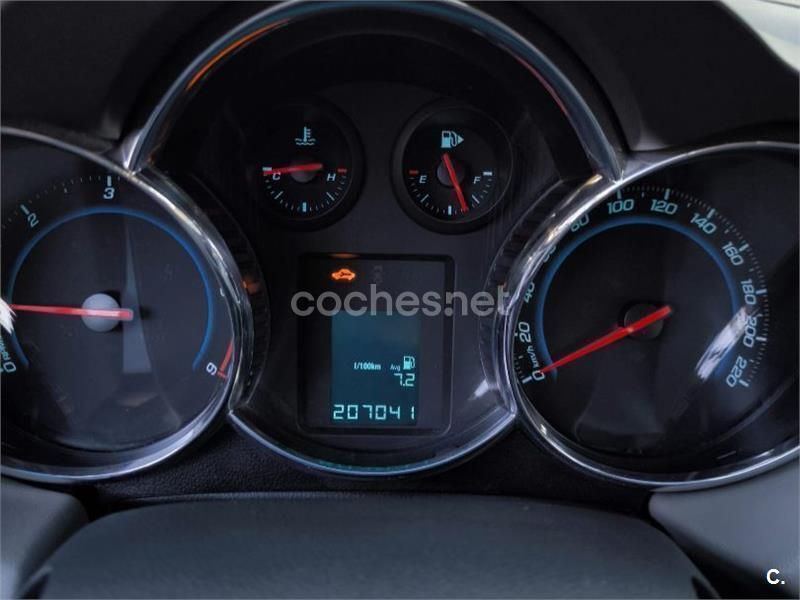 Negro Usado 2011 Chevrolet Cruze LT Berlina | 4900 € (Precio justo) - Imagen 1/4
