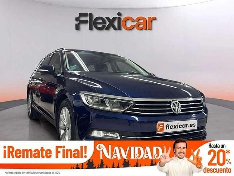 Azul Usado 2019 VW Passat Advance Familiar | 13.990 € (Super precio) - Imagen 1/4