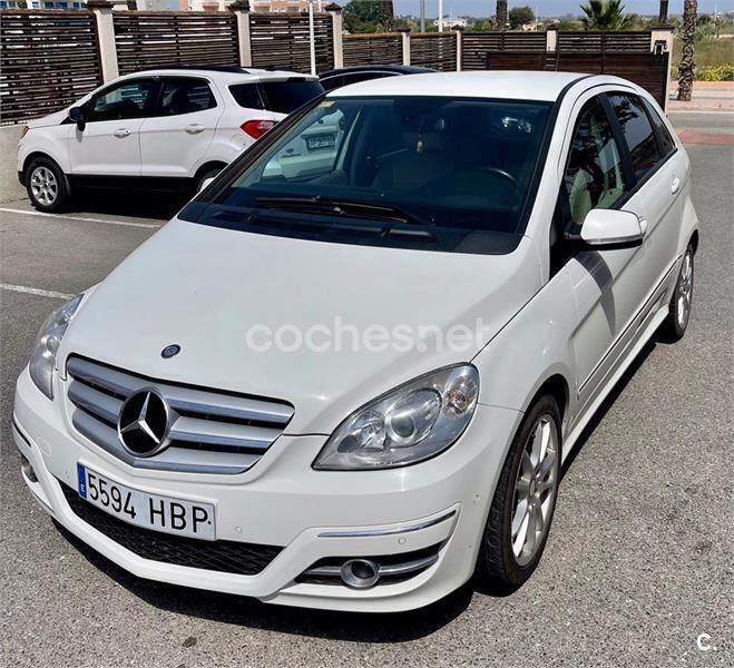 Usado Mercedes B180 Sport Edition 109 CV (80 kW) 2011 Blanco Monovolumen
