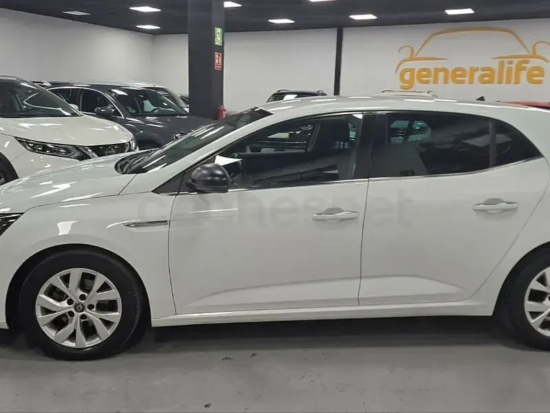 Usado Renault Mégane LIMITED 115 CV (84 kW) 2019 Blanco Berlina