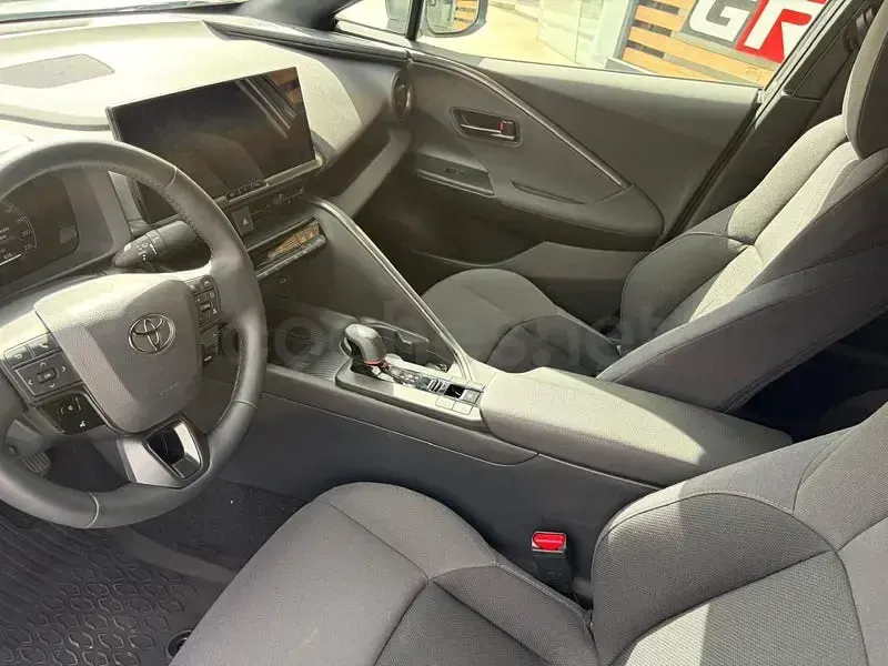 Usado Toyota C-HR Advance 223 CV (164 kW) 2025 Blanco SUV
