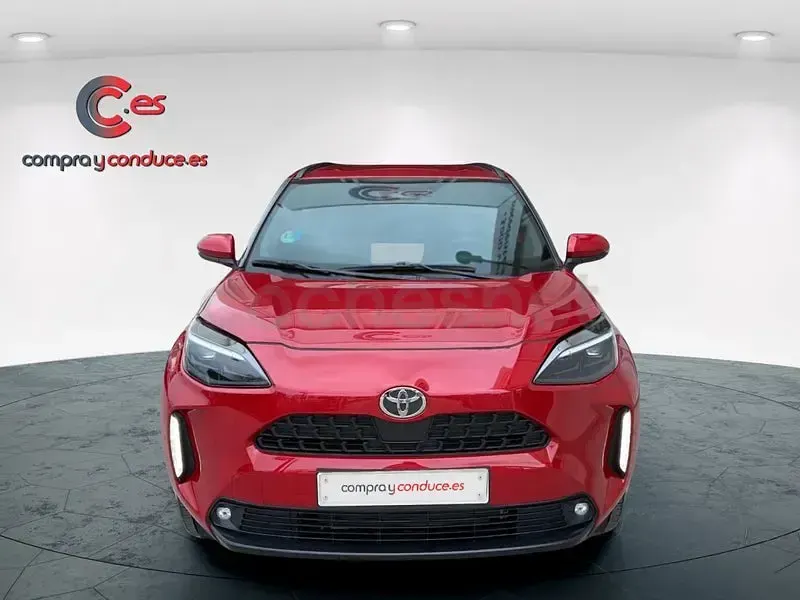 Usado Toyota Yaris Cross Active 116 CV (85 kW) 2024 Rojo SUV