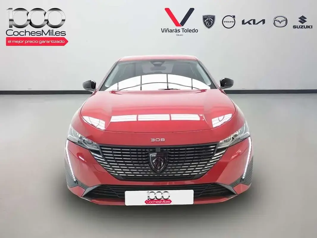 Usado Peugeot 308 Allure 131 CV (96 kW) 2024 Rojo Berlina
