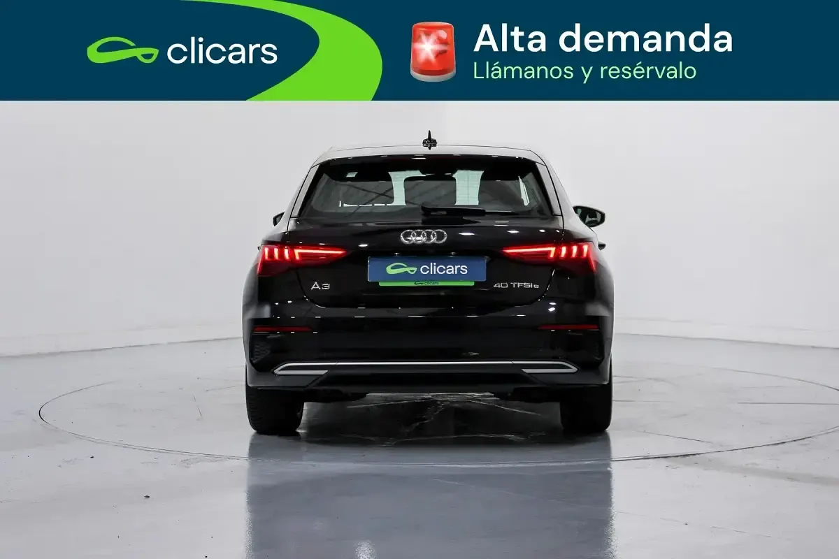 Usado Audi A3 Sportback Advanced 150 CV (110 kW) 2022 Negro Utilitario