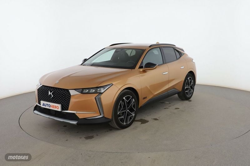 Amarillo Usado 2022 DS Automobiles DS4 Crossback Rivoli SUV | 21.099 € (Buen precio) - Imagen 1/3