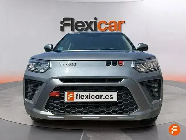 Usado SsangYong Tivoli 135 CV (99 kW) 2024 Gris SUV