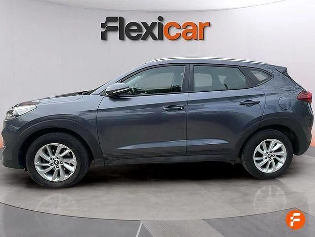 Usado Hyundai Tucson 115 CV (84 kW) 2017 Gris / plata SUV