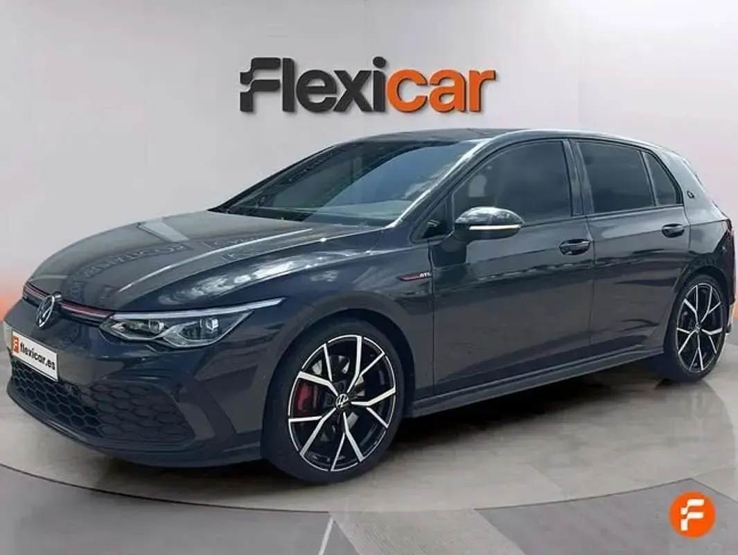 Usado VW Golf VIII GTI 245 CV (180 kW) 2023 Gris Utilitario