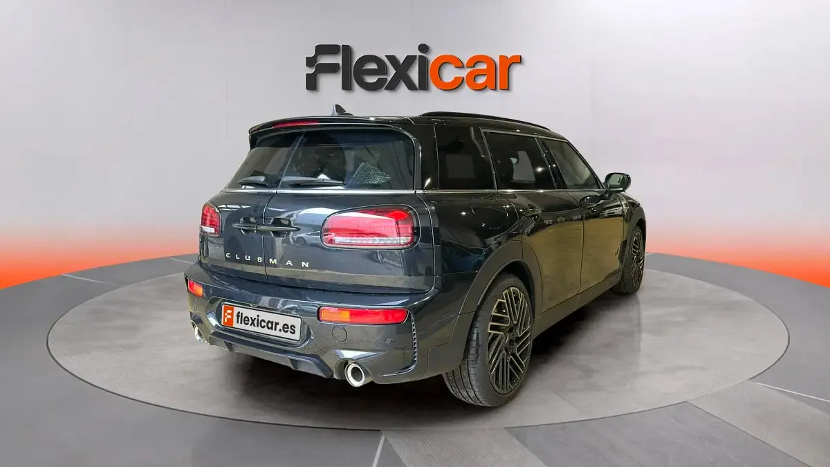 Usado Mini John Cooper Works Clubman 306 CV (225 kW) 2023 Negro Familiar