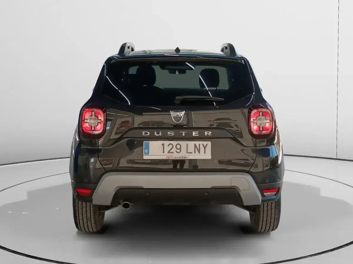 Usado Dacia Duster 100 CV (73 kW) 2021 Negro SUV