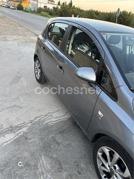 Usado Opel Corsa Selective 90 CV (66 kW) 2019 Gris / plata Utilitario