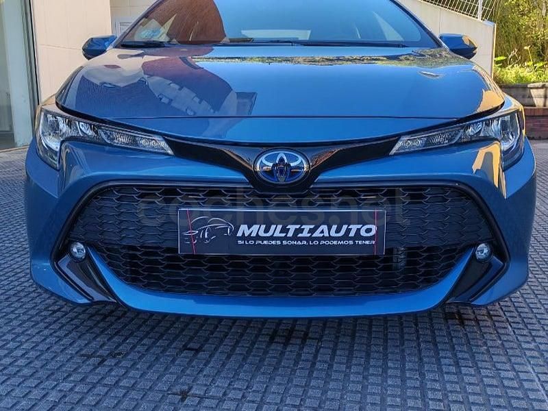 Usado Toyota Corolla Active 122 CV (89 kW) 2020 Azul Berlina