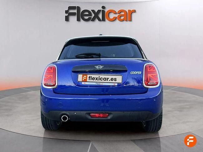Usado Mini Cooper 136 CV (100 kW) 2018 Azul Utilitario